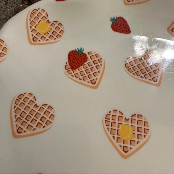 Opalhouse White, red & yellow Melamine Heart and Waffles Serving Platter Tray - Picture 2 of 8